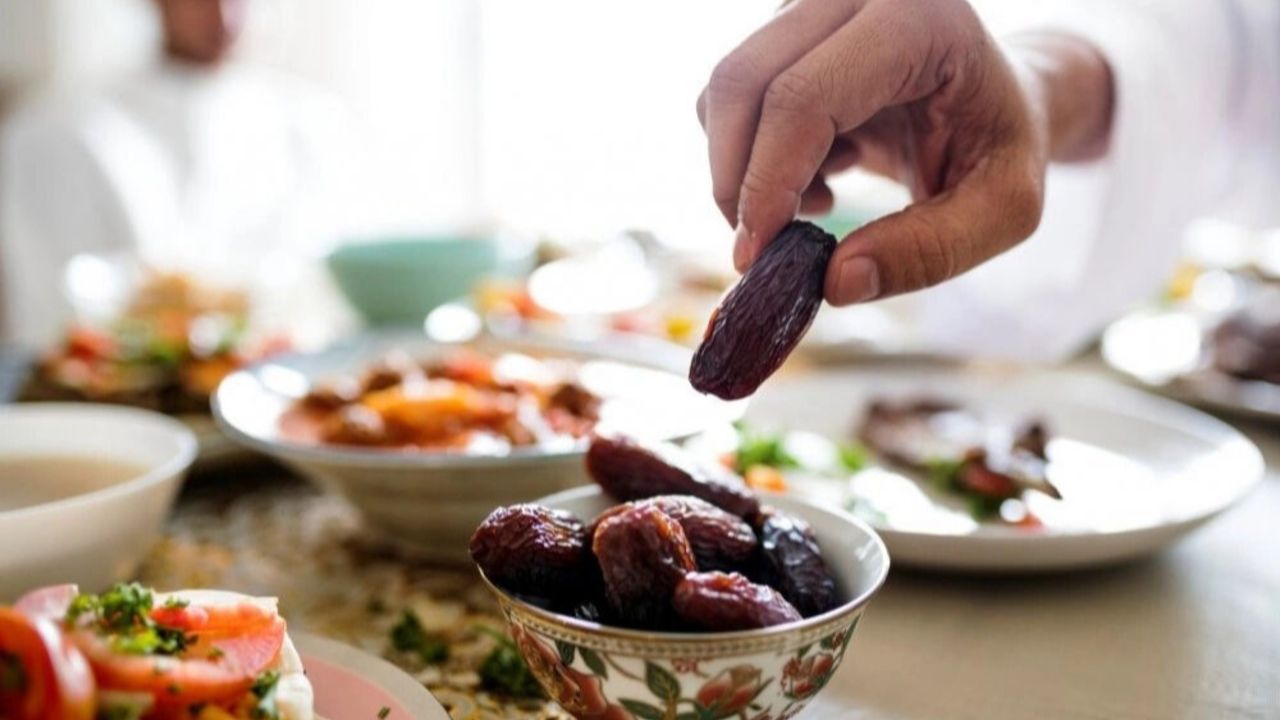 İftarda Doğru Sıralama Ne Olmalı Mideyi Yoran Hatalara Dikkat-1