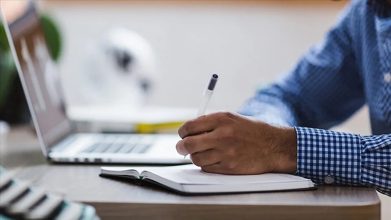 Is Arayanlar Mujde Kamu Personel (2)