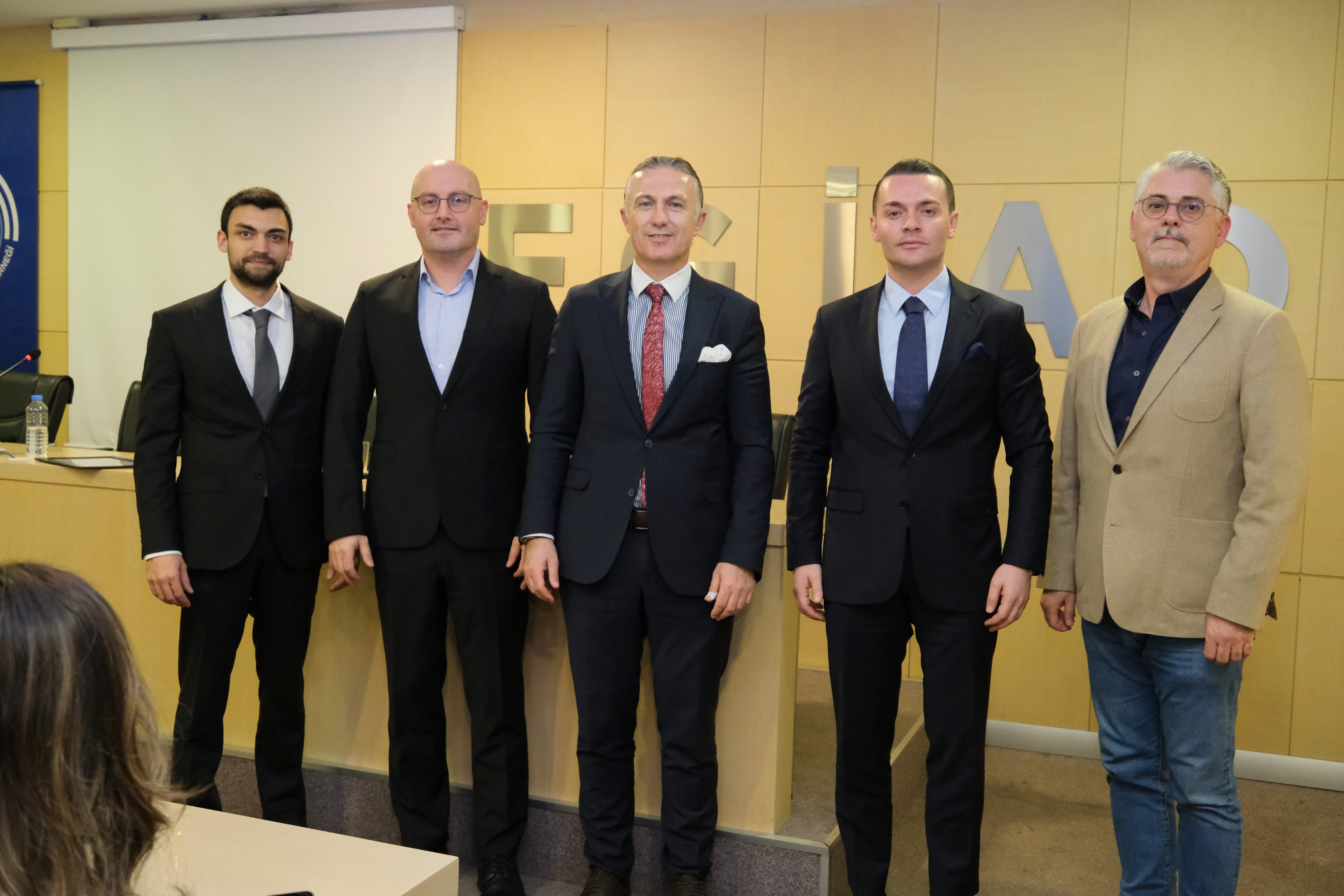 İş Dünyasında Hayatta Kalmanın Anahtarı Açıklandı (1)