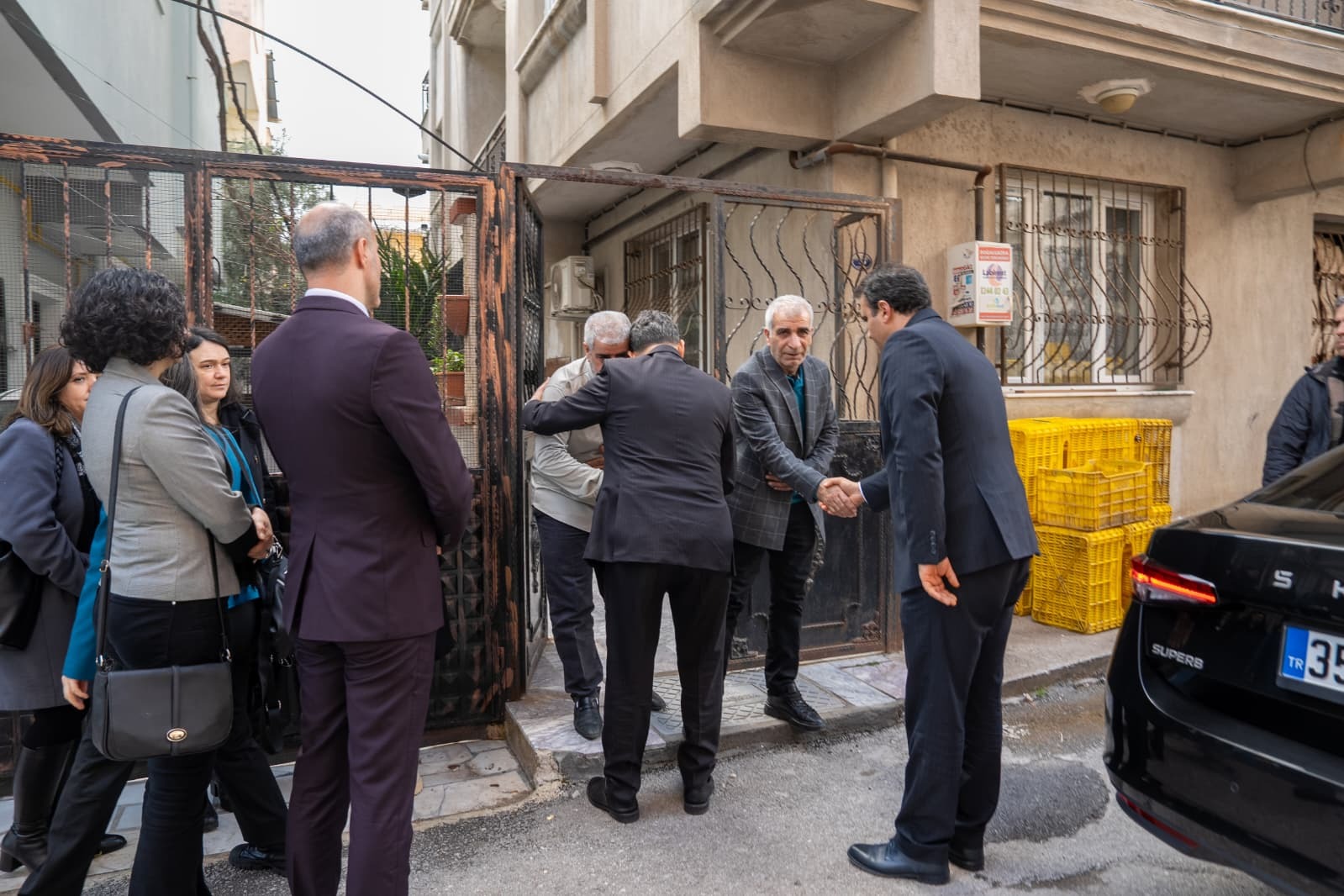 İzmir Cumhuriyet Başsavcılığı 11