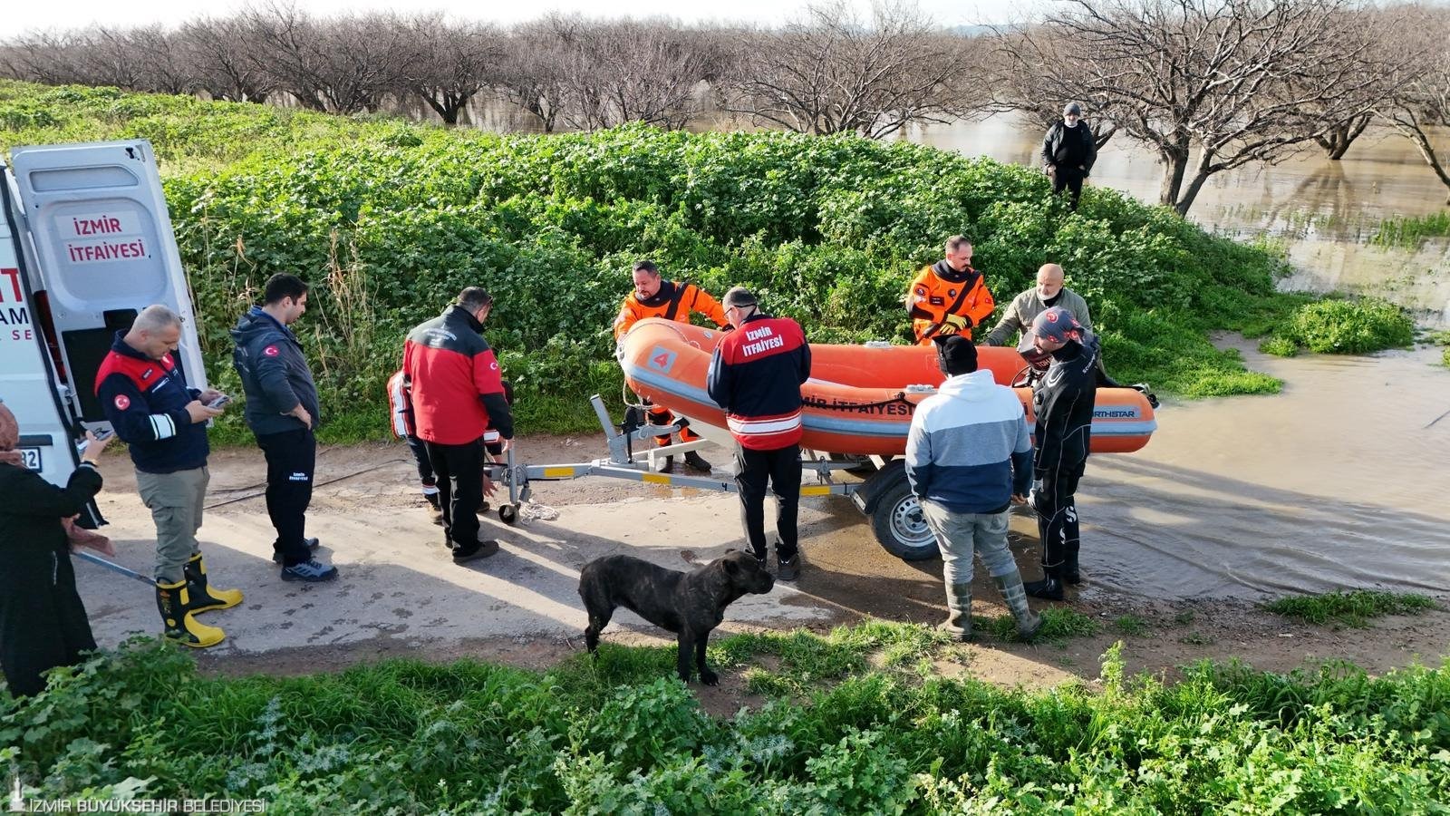 İzmir İtfaiyesi Sessiz Canlar Için Zamanla Yarıştı 11