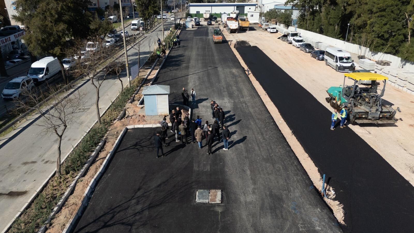 İzmir’de Asfalt Seferberliği Tam Gaz Sürüyor (6)