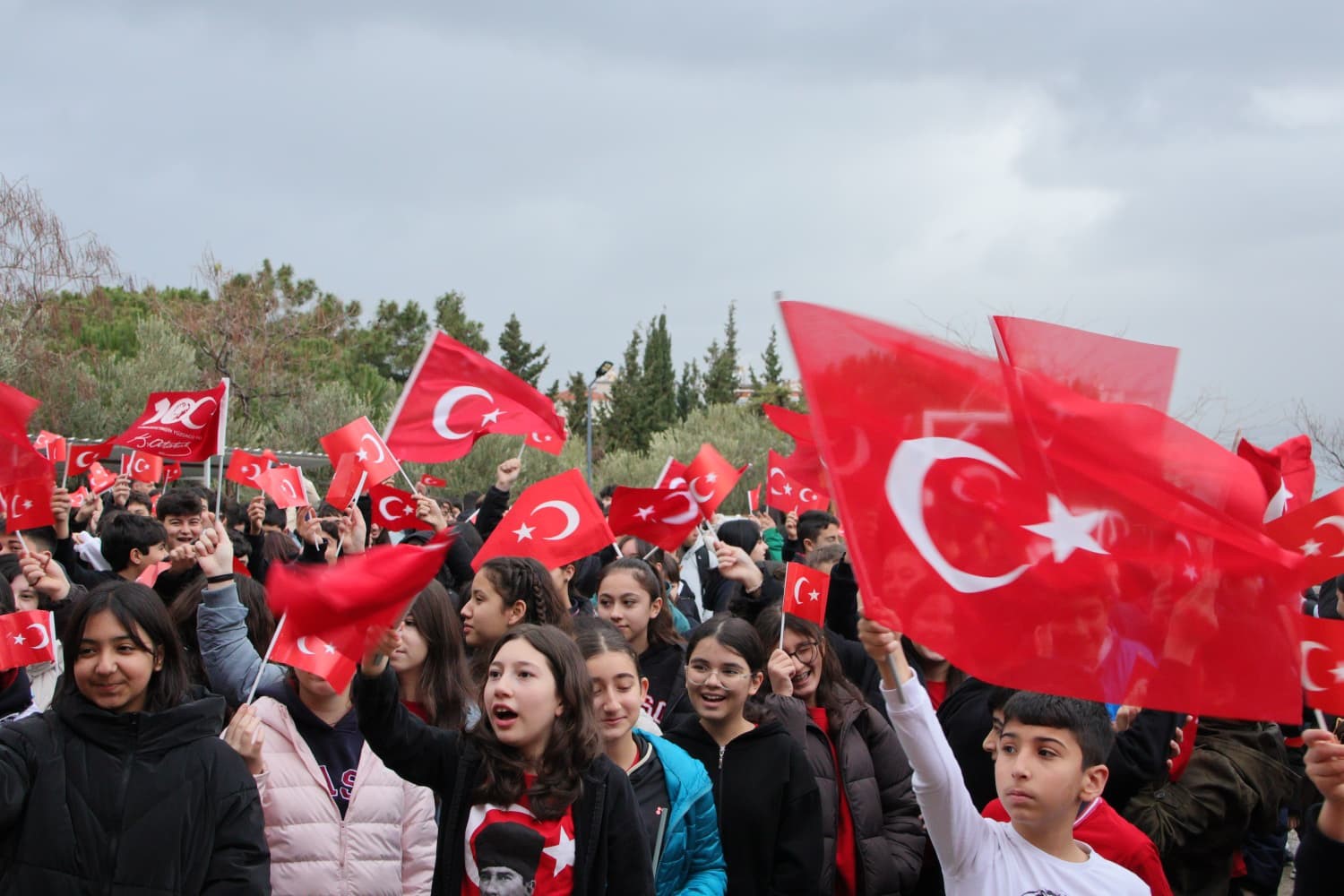 İzmir’de Ikinci Dönem 'Kırmızı Beyaz' Coşkusu Ile Başladı (3)