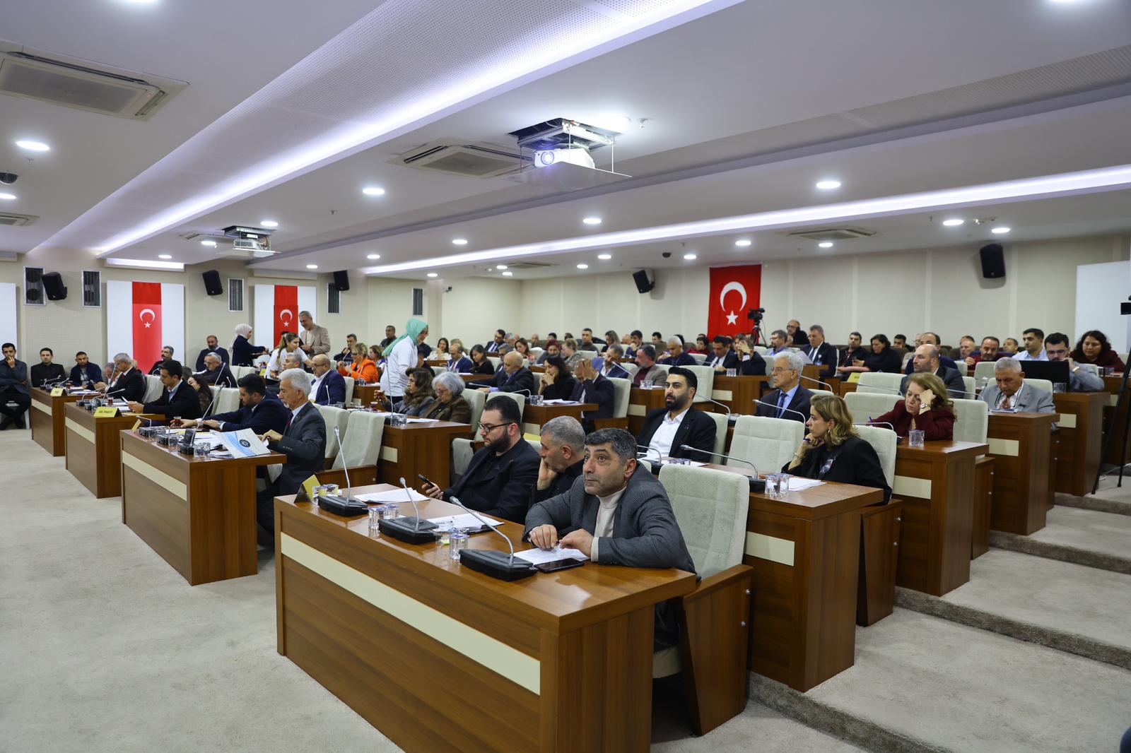 Karabağlar Belediyesi Şubat Ayı Meclisi (3)