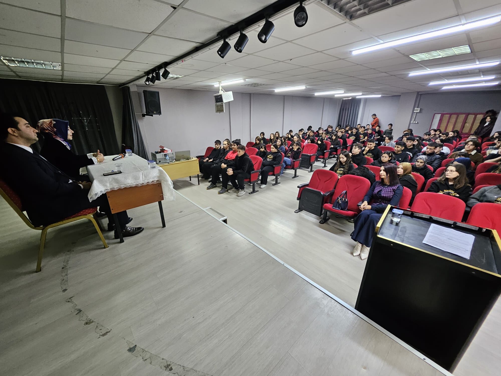 Kariyer Günlerinde Adalet Dünyasına Yolculuk