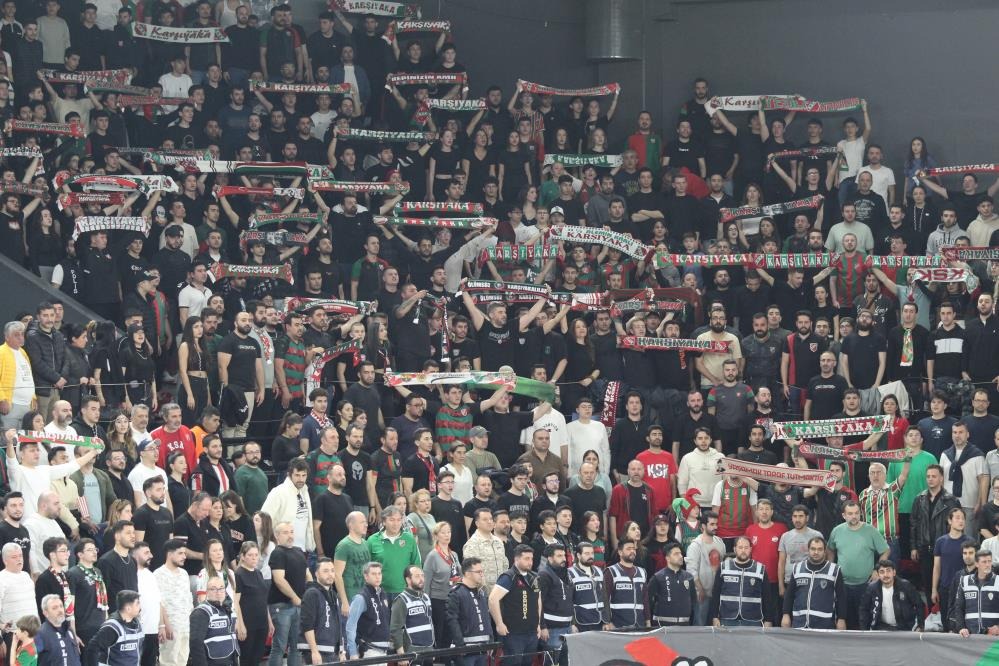 Karşıyaka Evinde Galatasaray'a Teslim Oldu