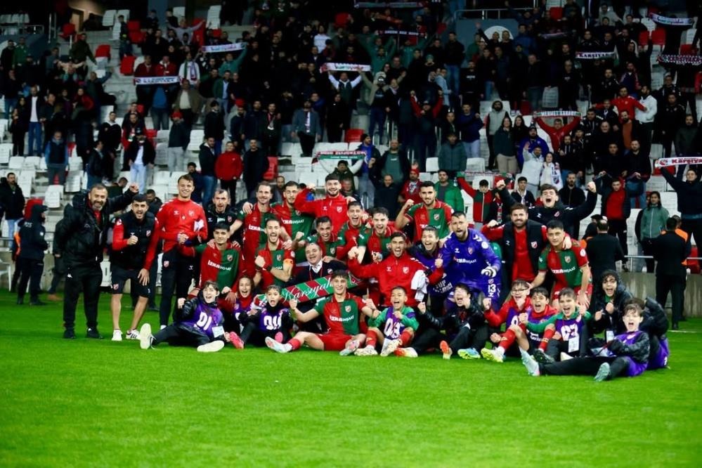 Karşıyaka Galibiyet Hasretini Bitirdi 22