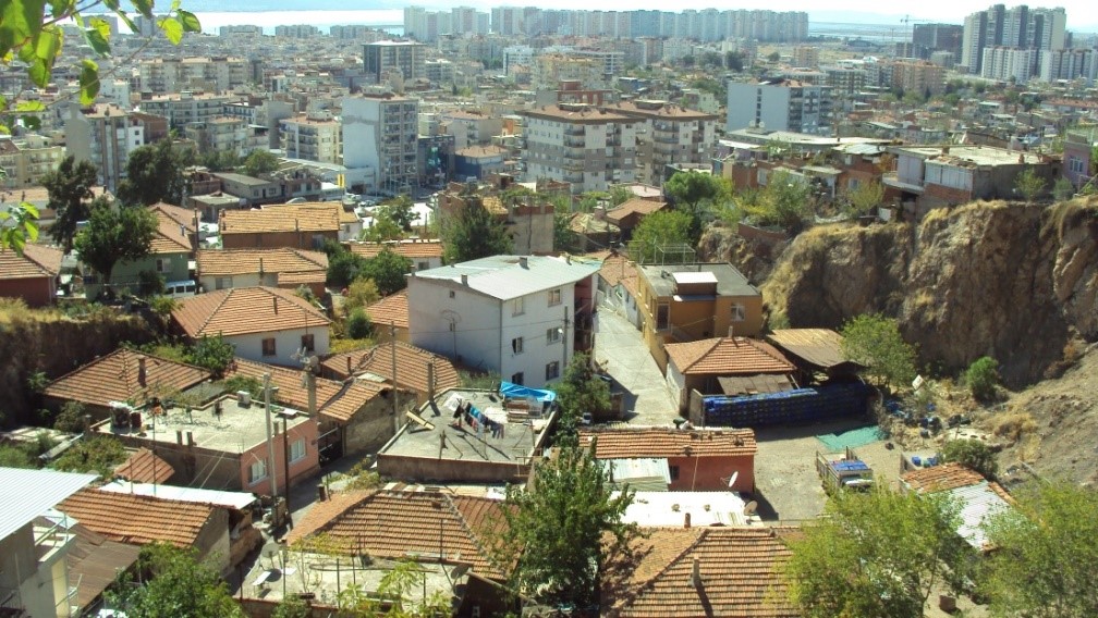 Karşıyaka’da 13 Yıllık Düğüm Çözülüyor! (1)