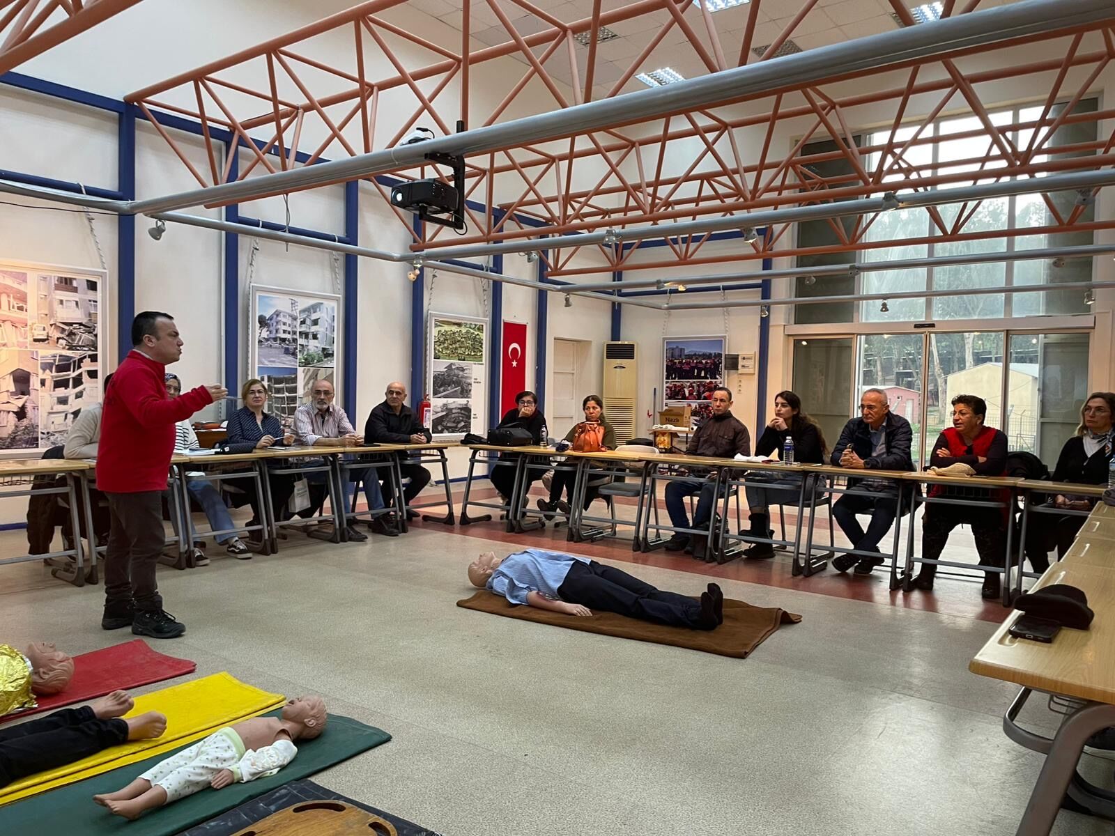 Karşıyaka'da Afet Anında Hayat Kurtaracak Proje Büyüyor (3)