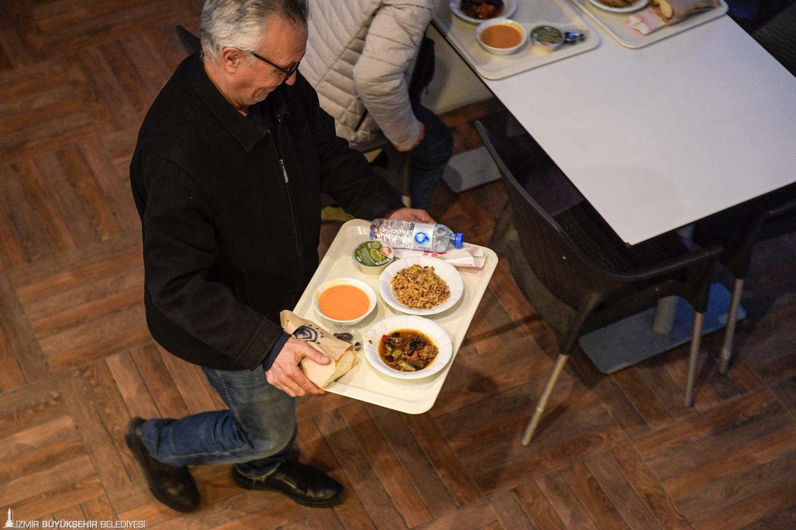 Kent Lokantaları Kapılarını İftar İçin Ücretsiz Açtı 22