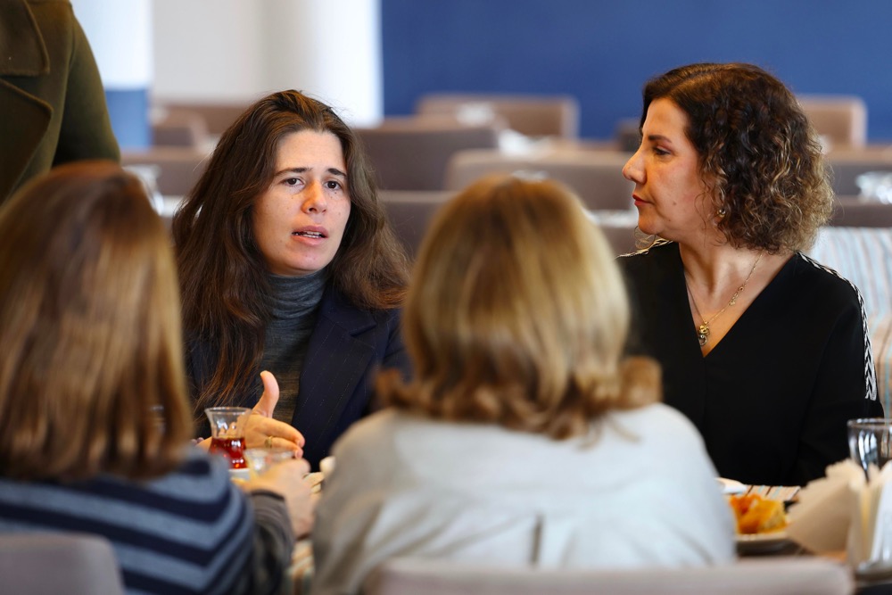 Ki̇hep Çeşme’de Sona Erdi 25 Kadın Sertifikasını Aldı (1)