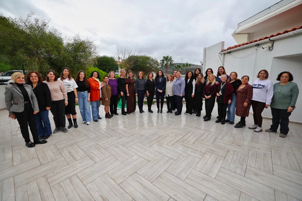 Ki̇hep Çeşme’de Sona Erdi 25 Kadın Sertifikasını Aldı (3)