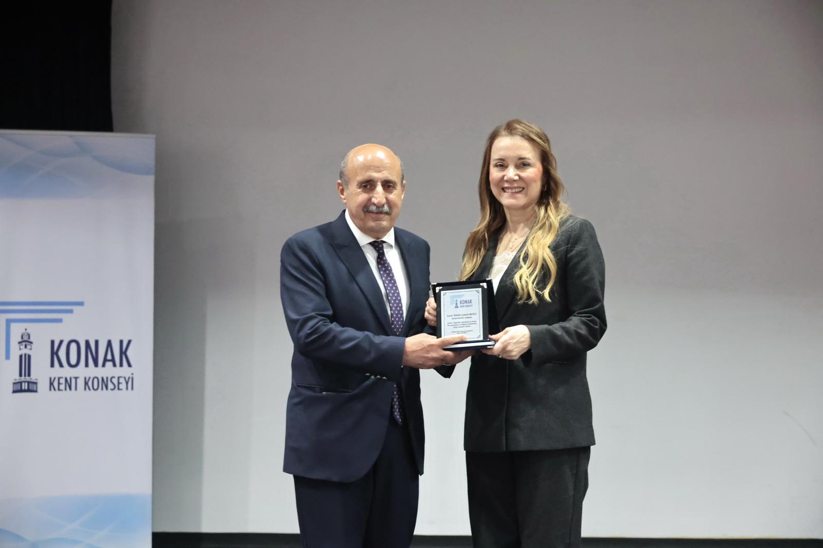 Konak’ın Kadın Meclisi Yeni Başkanını Seçti (8) (1)