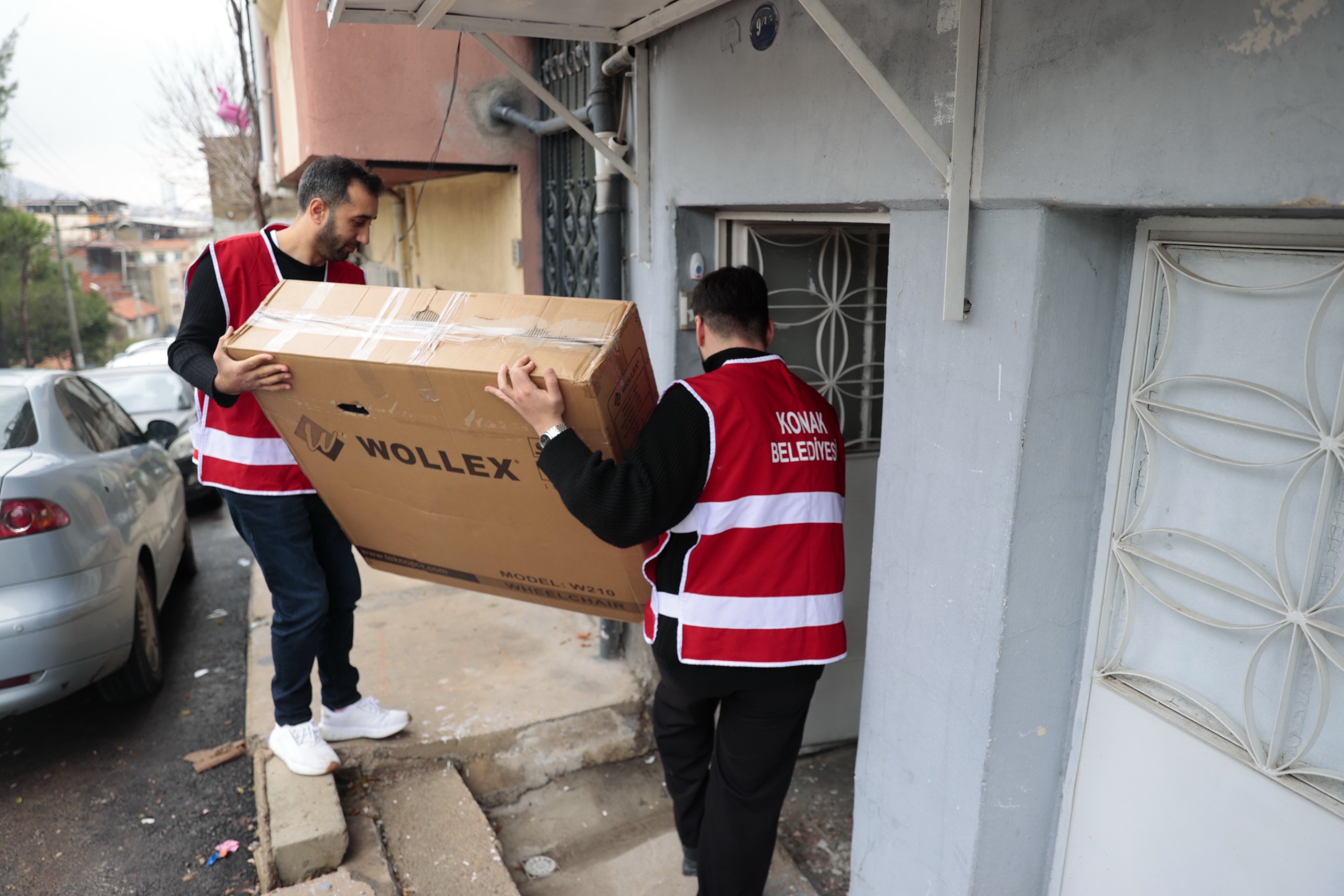 Konak’ta Kimse Yalnız Değil! (4)