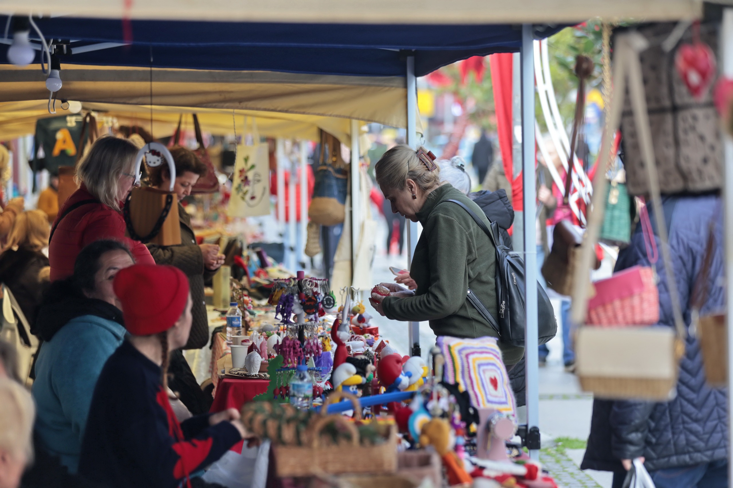 Konak’ta Sevgililer Günü Kermesi Kapılarını Açtı (6)