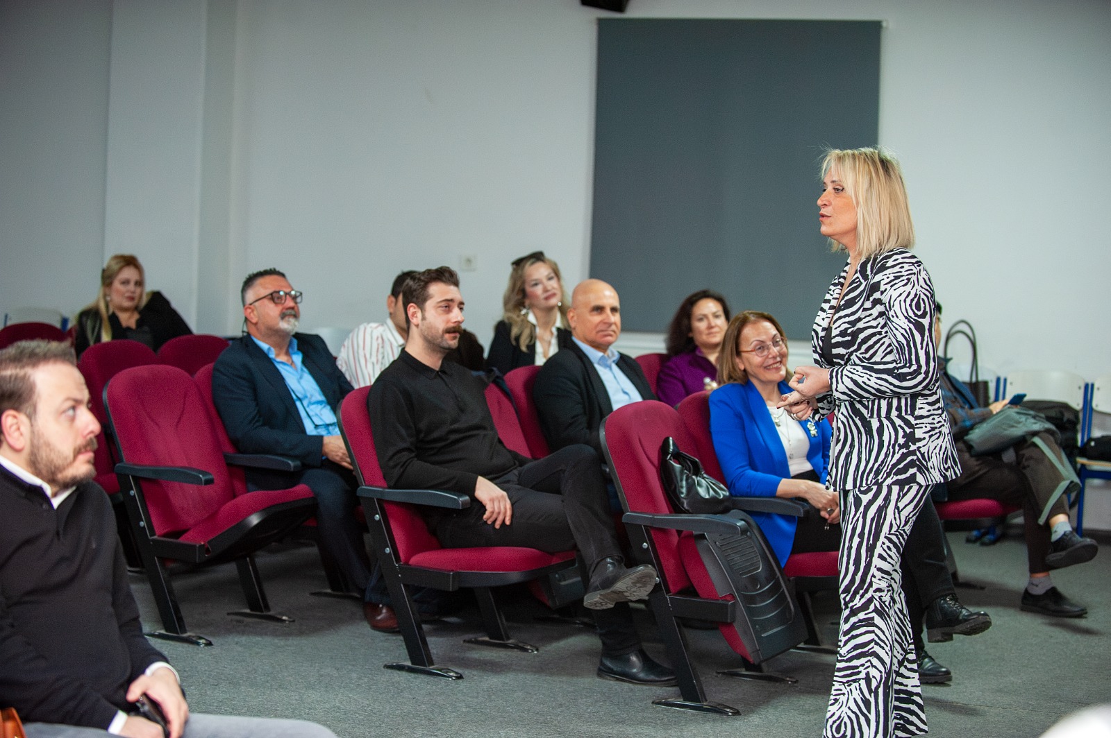 Medeni Kanun’un Toplumsal Dönüşümdeki Rolü Karşıyaka’da Ele Alındı (1)