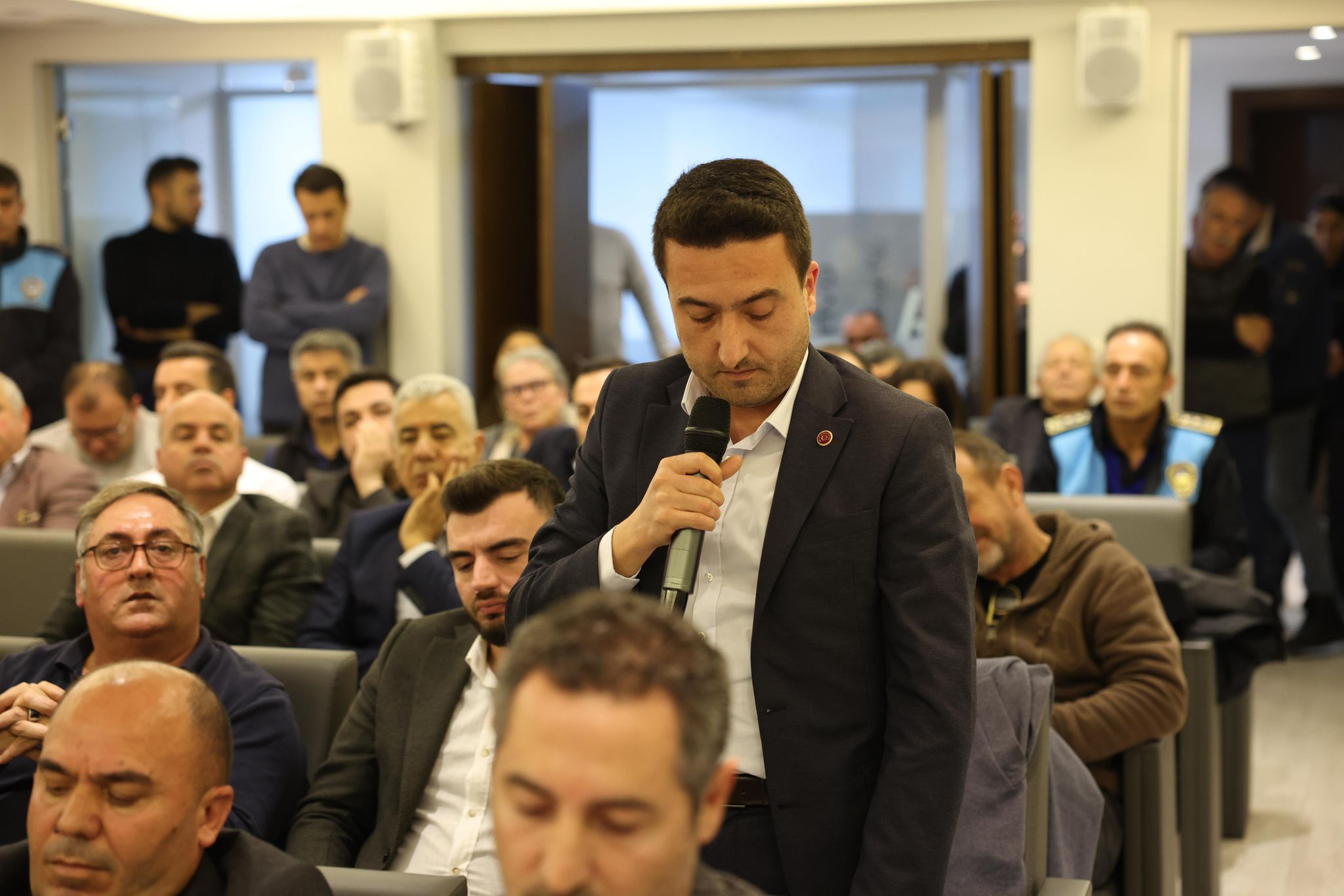 Mhp’li Koç 'Nitelikli Otel Söylemi, Ilçeden Bihaber Olanların Sığındığı Bir Limandır' (2)