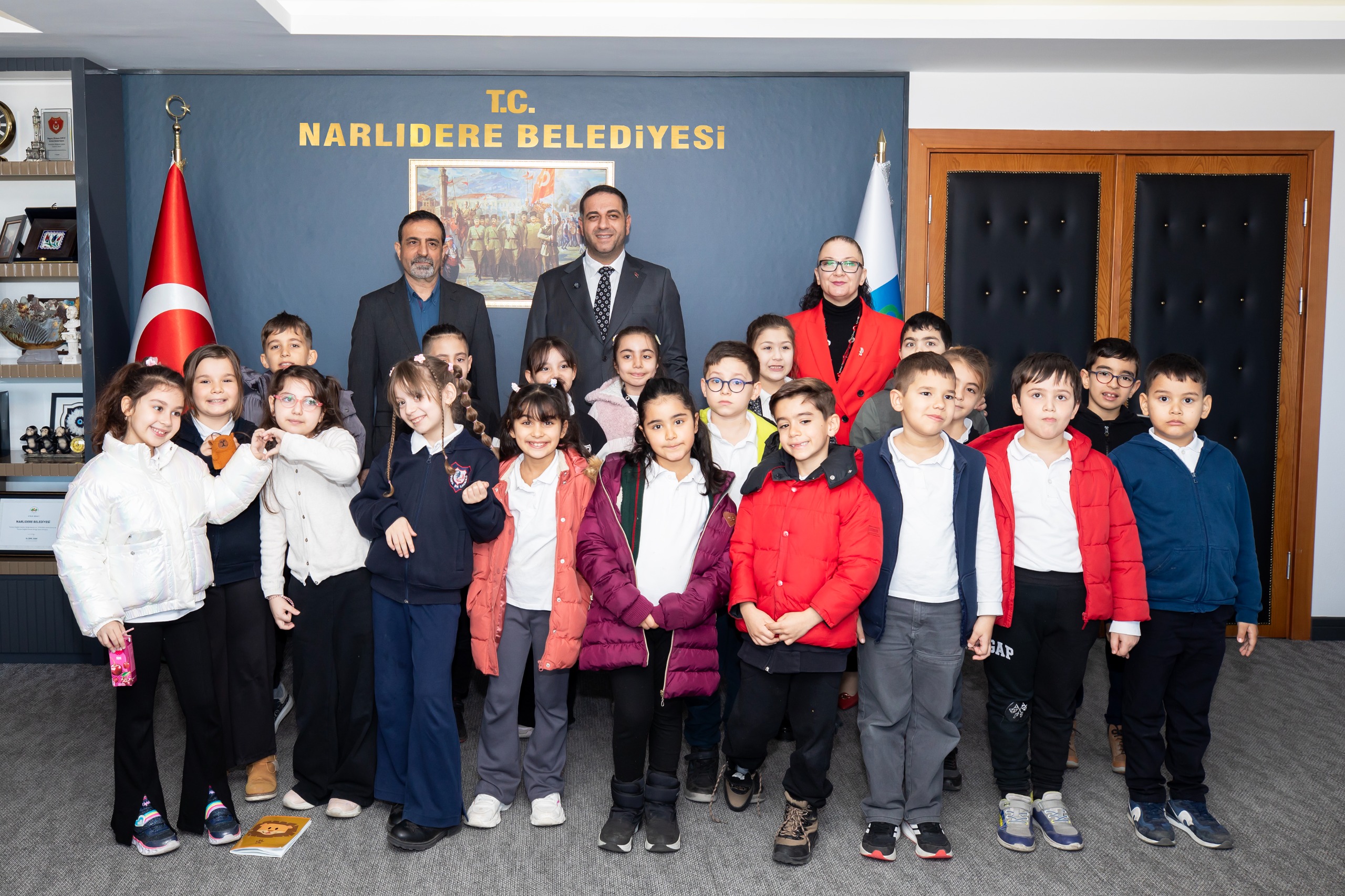 Minik Öğrenciler Başkanlık Makamını Baştan Aşağı Keşfetti! (5)