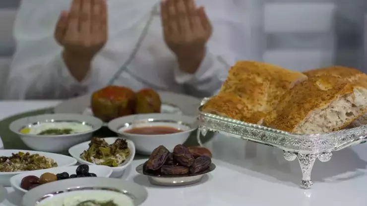 Oruç Tutanlar Dikkat! Sağlık Bakanlığı’ndan Iftar Öncesi Kritik Uyarı