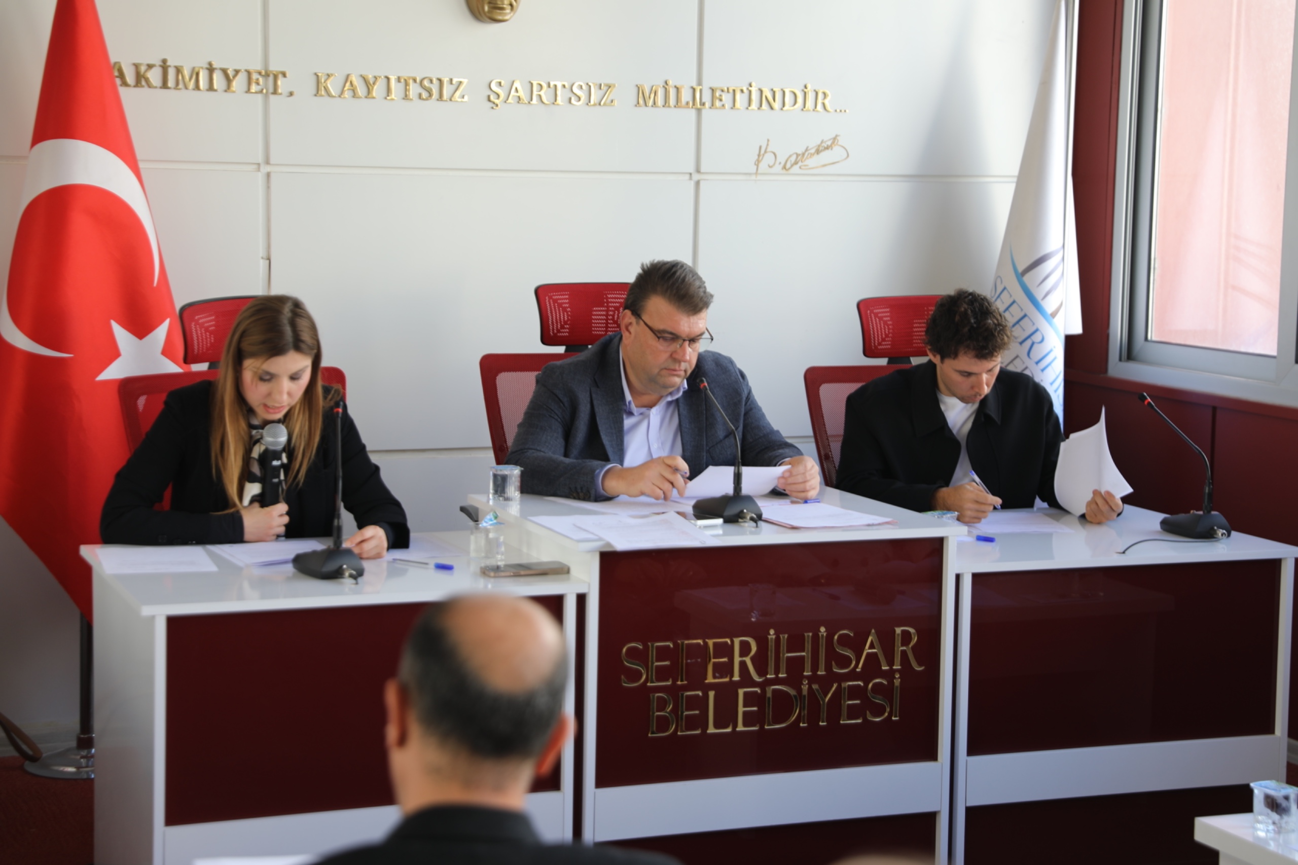 Seferihisar 'Da Deprem Dayanışmasında Anlamlı Adım (2)