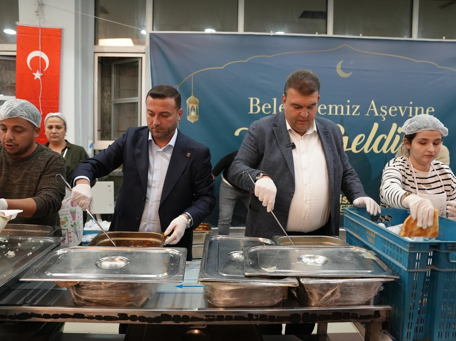 Seferihisar’da Dayanışma Aynı Masada Büyüyor (2)