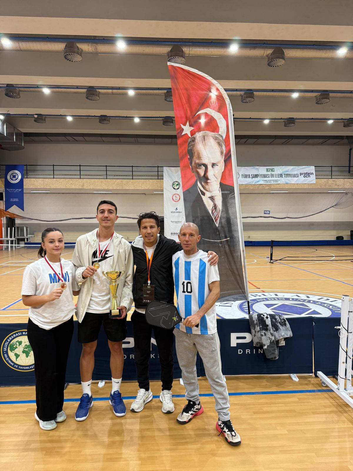 Seferihisar’ın Pickleball Gururu Dünya Şampiyonası Bileti Geldi (3)