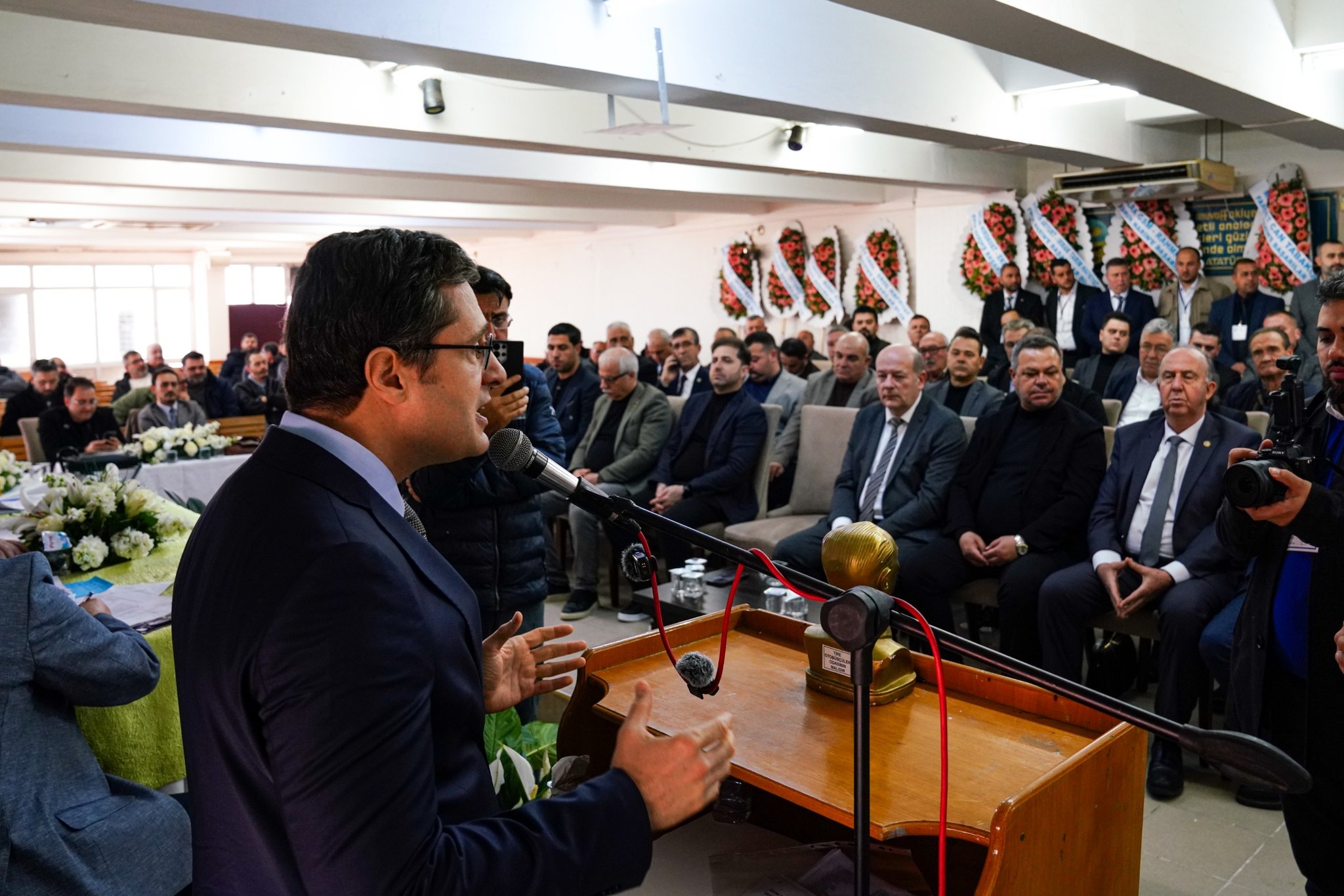 Tire’de Dikkat Çeken Ziyaret Chp'li Yücel Esnafla Buluştu (3)