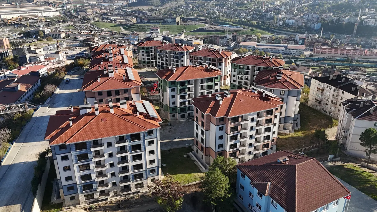 Toki̇ 46 Ilde Konut Ve Iş Yeri Satacak