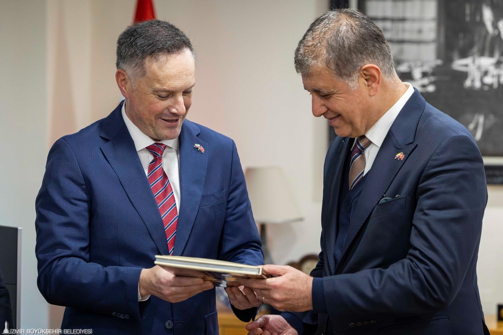 Tugay’dan Ekvator’a Expo 2027 Daveti