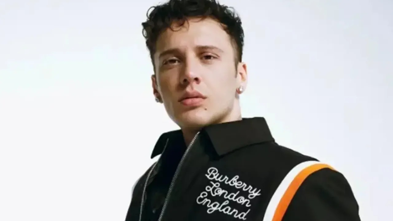 Yakalama Kararı Çıkarılan Şarkıcı Edis'ten Ilk Açıklama!