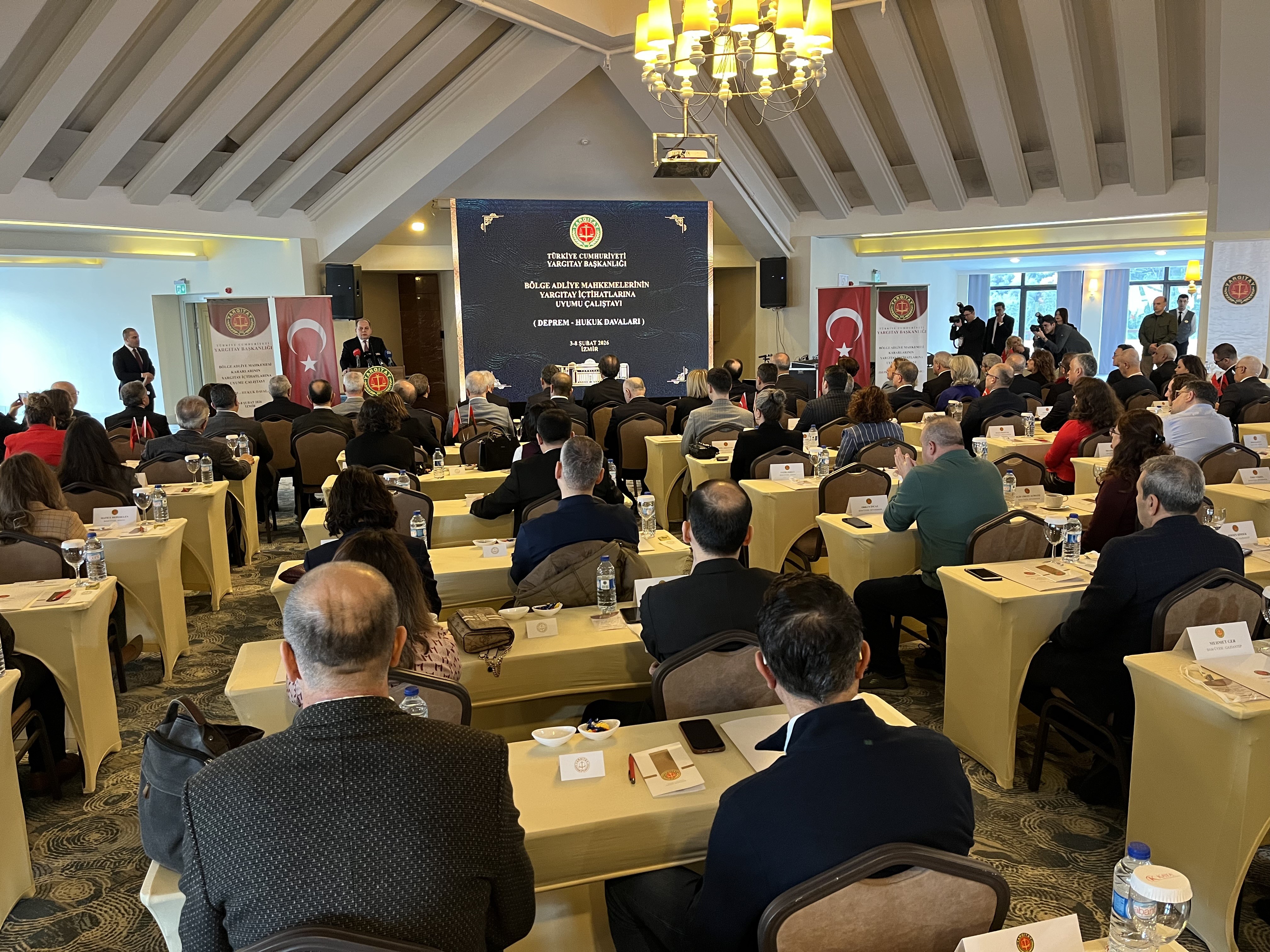 Yargıtay Ve Bam Üyeleri İzmir’de Bir Araya Geldi (4)