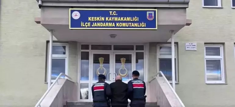 Yurt Dışına Kaçacaklardı! 29 Ilde Fetö Baskını (2)