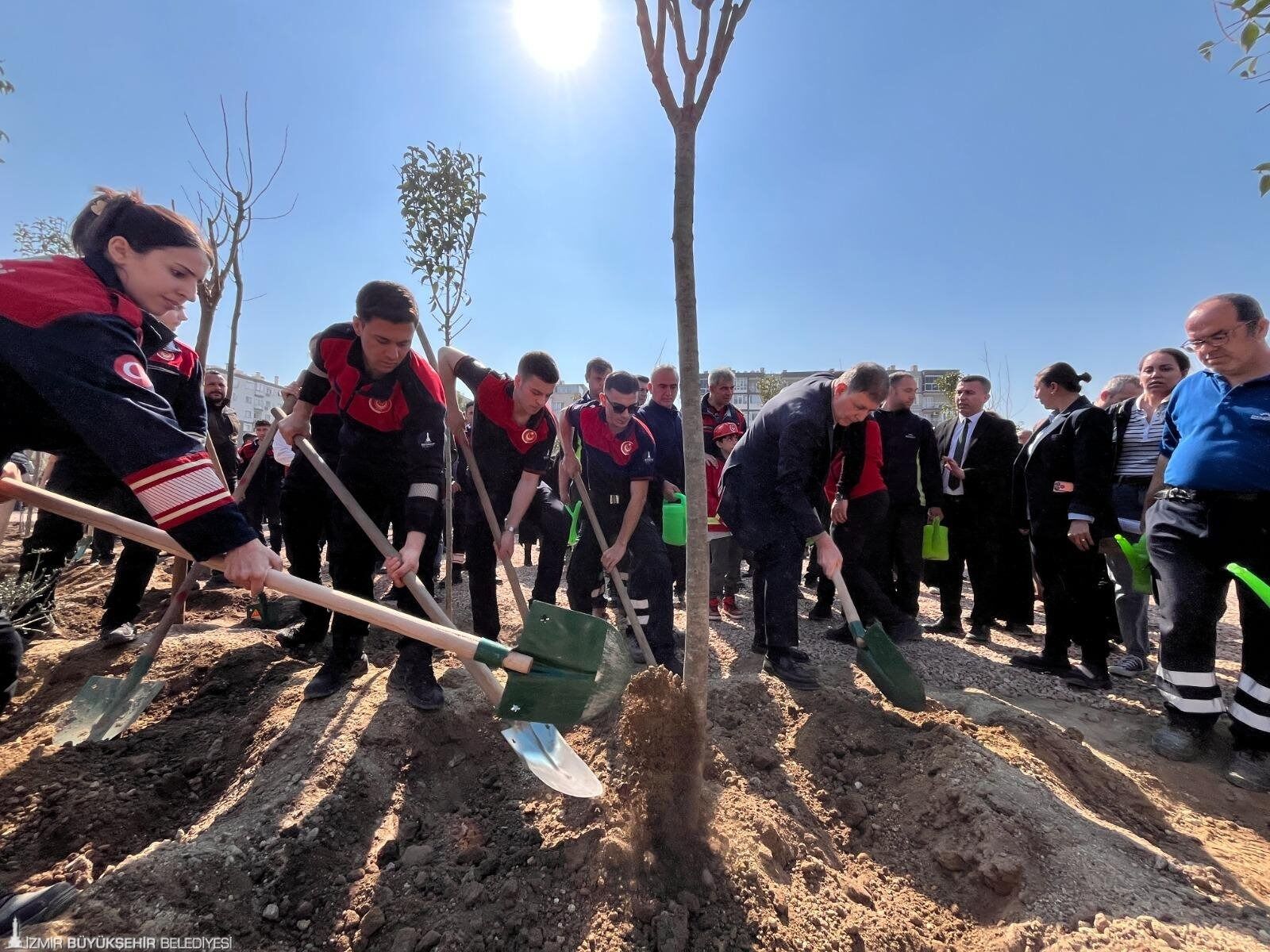 10 Bin Fidan Toprakla Buluştu 33