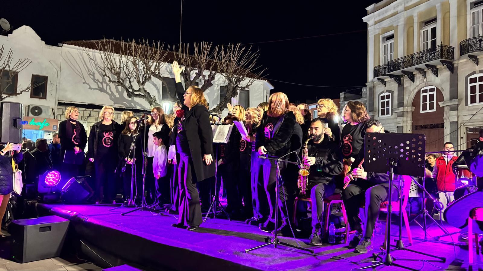 8 Mart’ta Çeşme Meydanı Kadınlarındı (8)