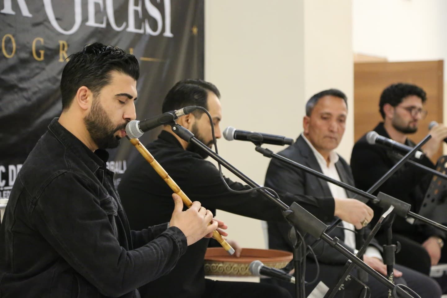 8400D152 2A02 40D3 B7D0 2Bed478C0D9B