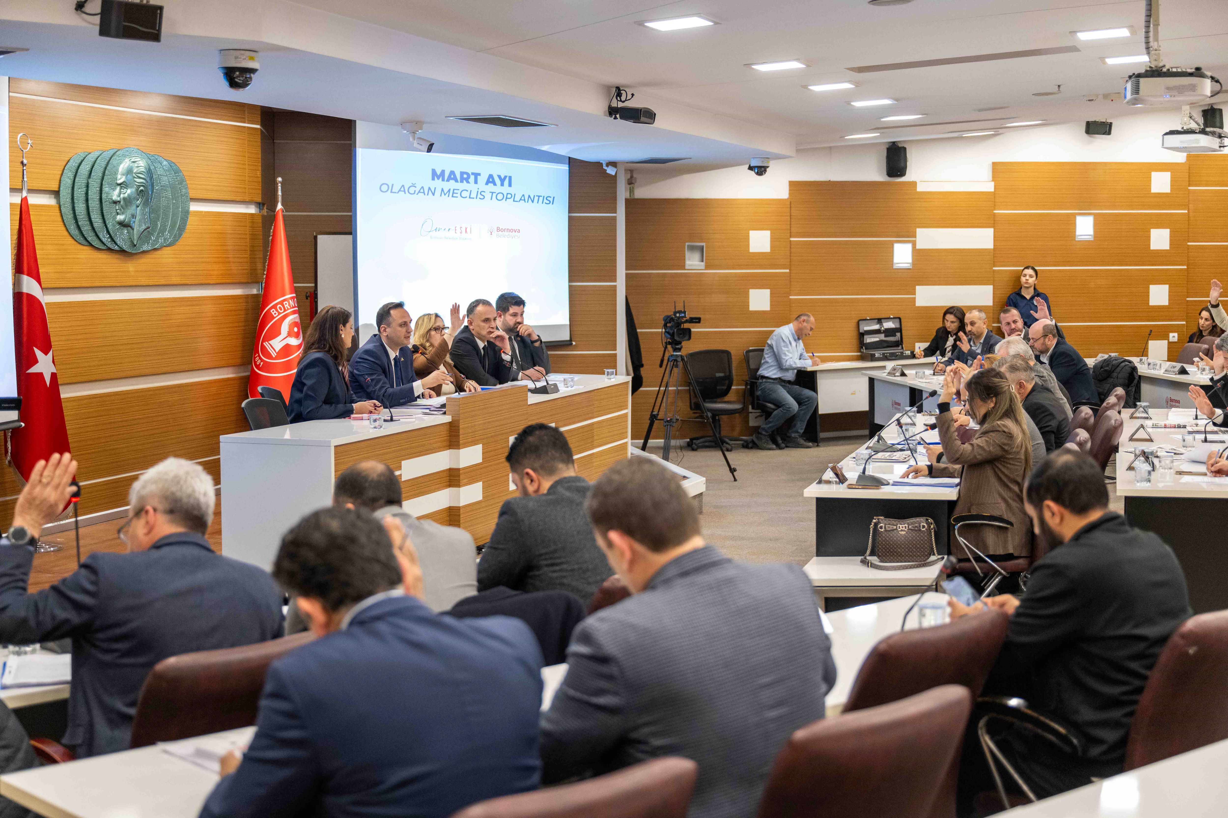 9 Yeni Araç Meclisten Oybirliğiyle Geçti (3)