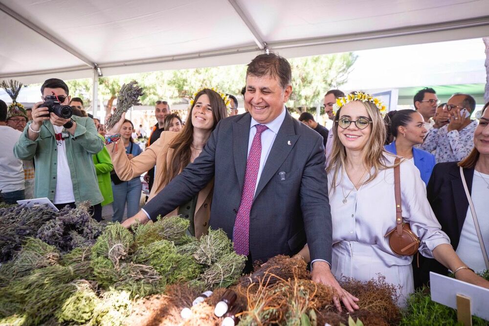 Alaçatı Ot Festivali,