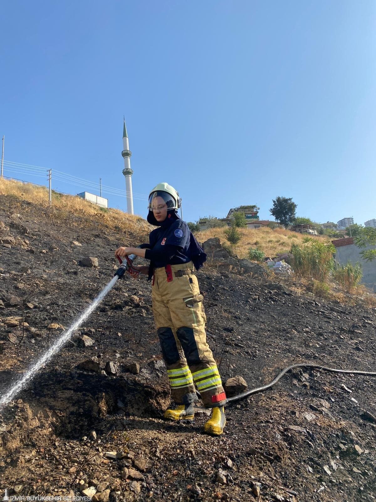 Alevlerin Arasındaki Çocukluk Hayali 111