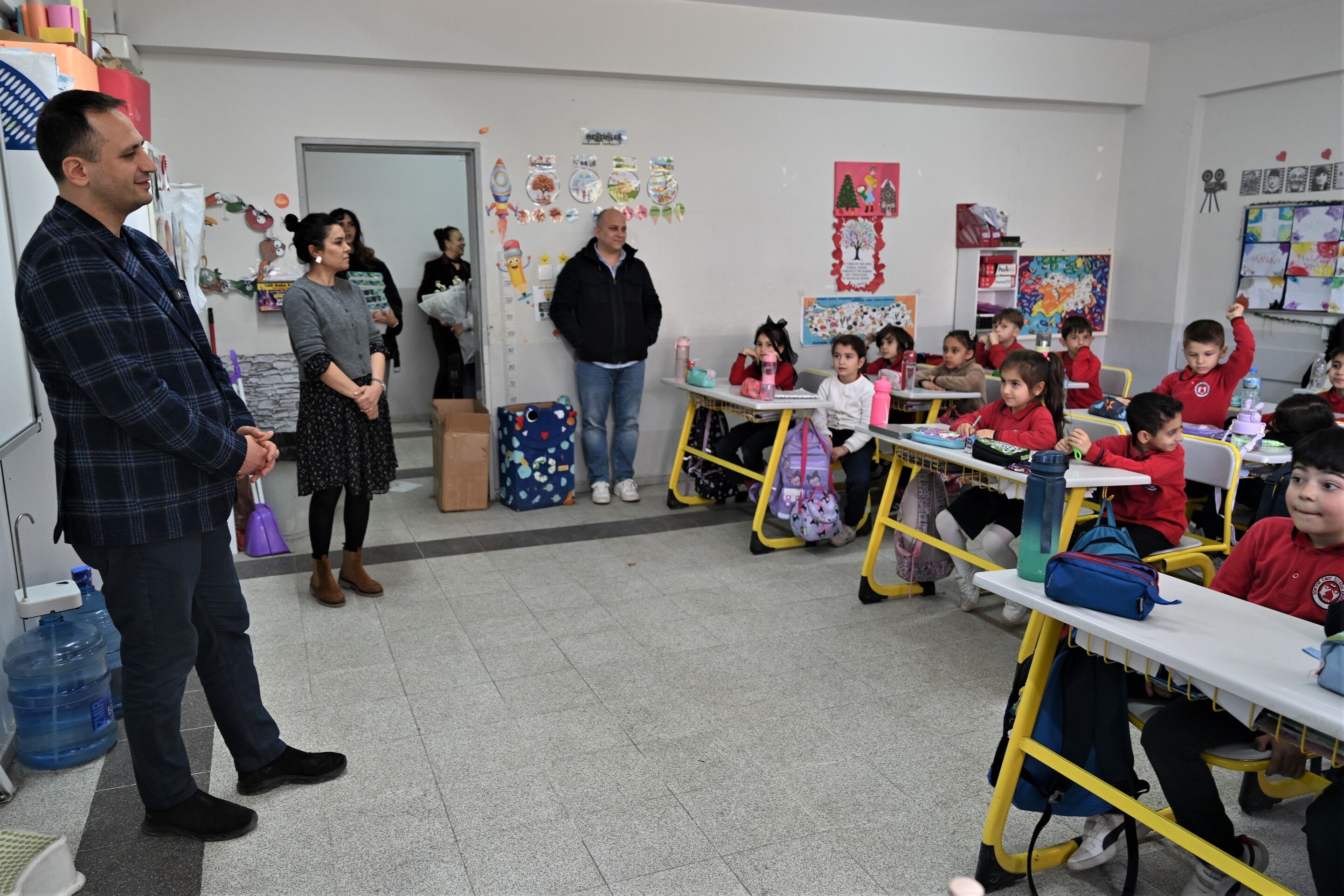 Başkan Eşki, Hayat Bilgisi Dersinde Öğrencilerle Buluştu (4)