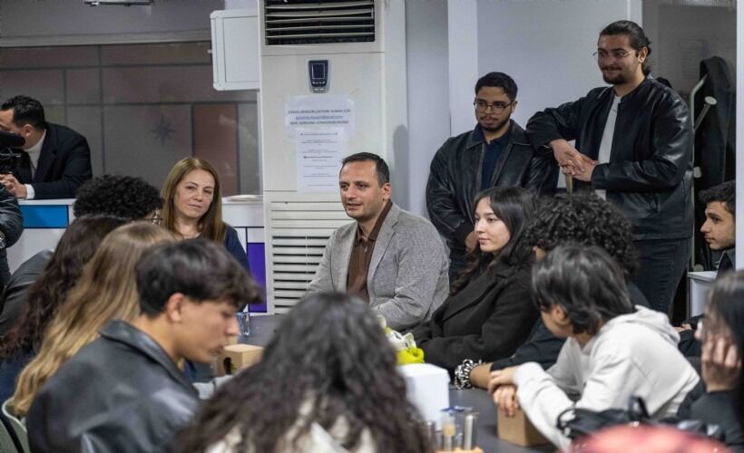 Baskan Eski Universiteli Gencler