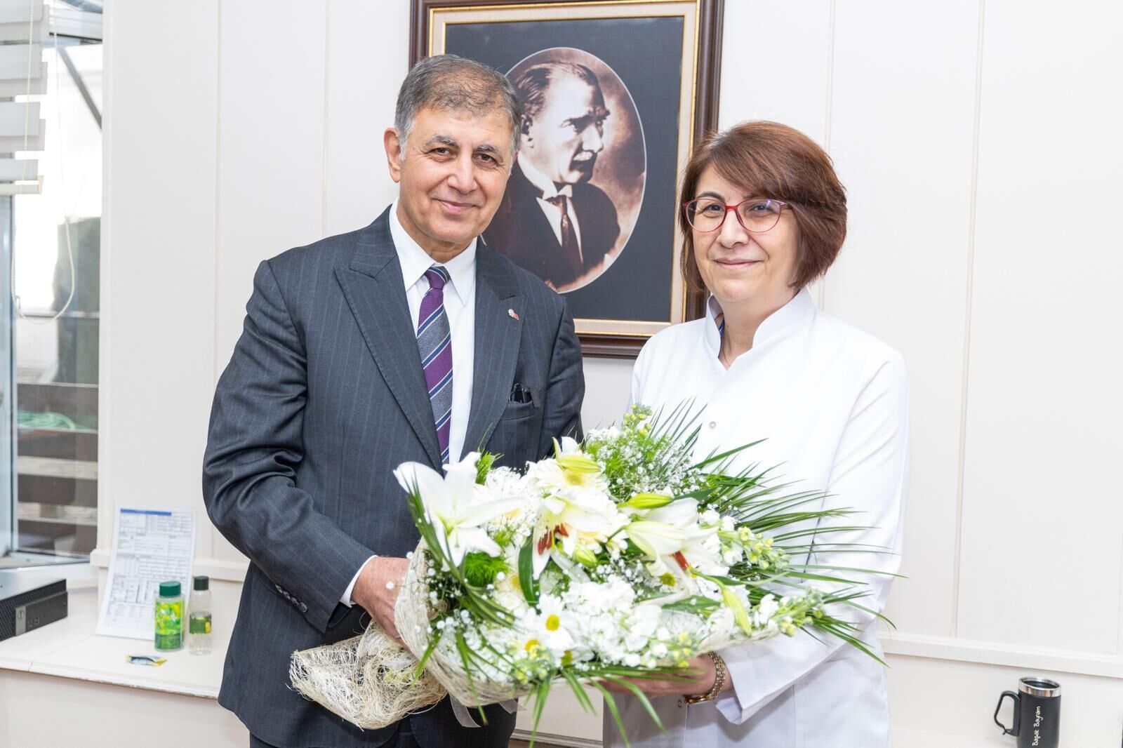 Başkan Tugay Meslektaşlarıyla Tıp Bayramı’nı Kutladı (1)
