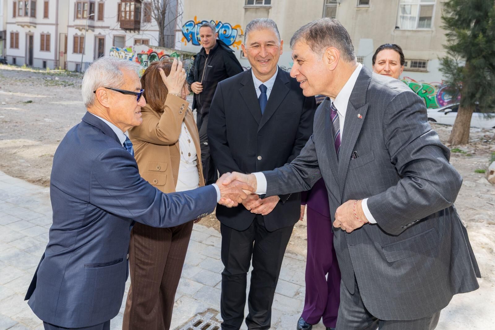 Başkan Tugay’dan Sağlık Emekçilerine Teşekkür (4)