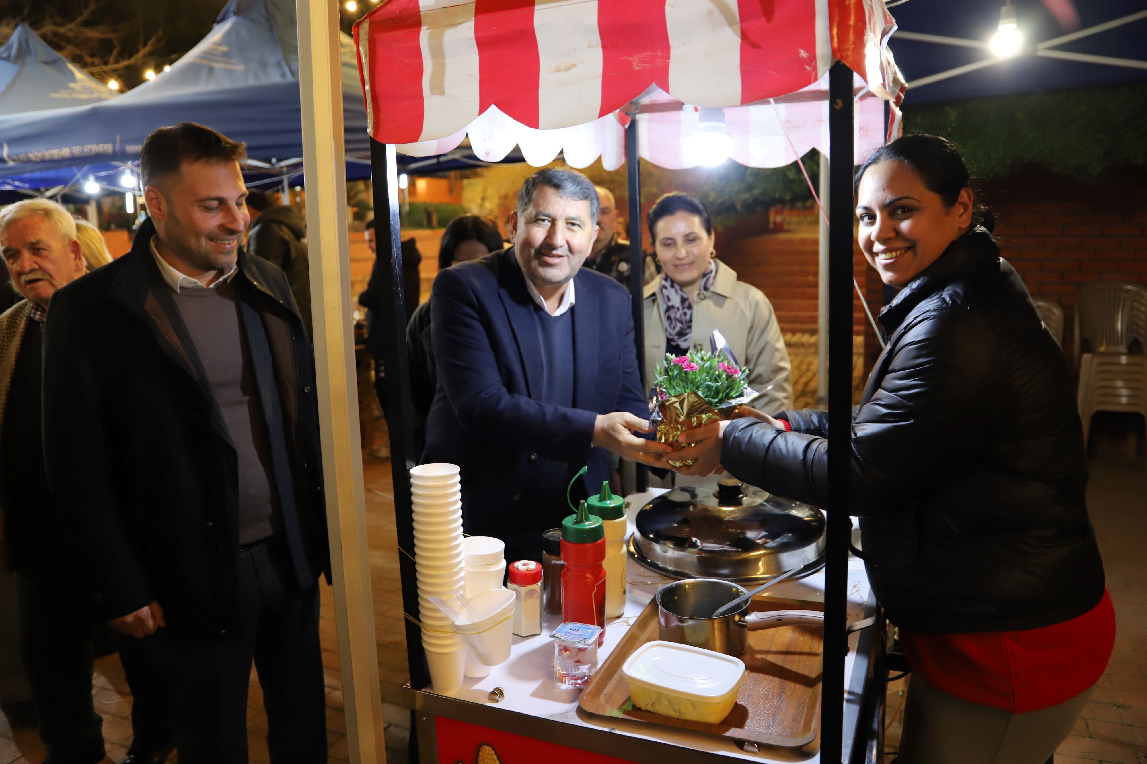 Bayındır Belediyesi’nin Düzenlediği Ramazan Sokağı Etkinlikleri, 8 Mart Dünya Kadınlar Günü’nü Coşkuyla Kutladı (2)