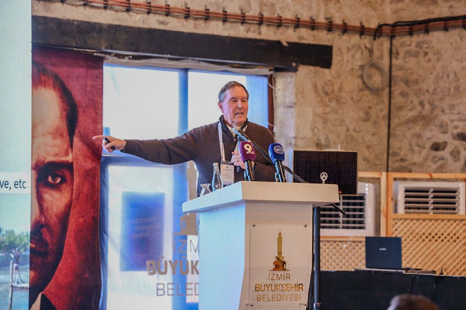 Bilim Insanları İzmir Körfezi’nin Geleceğini Masaya Yatırdı (11)