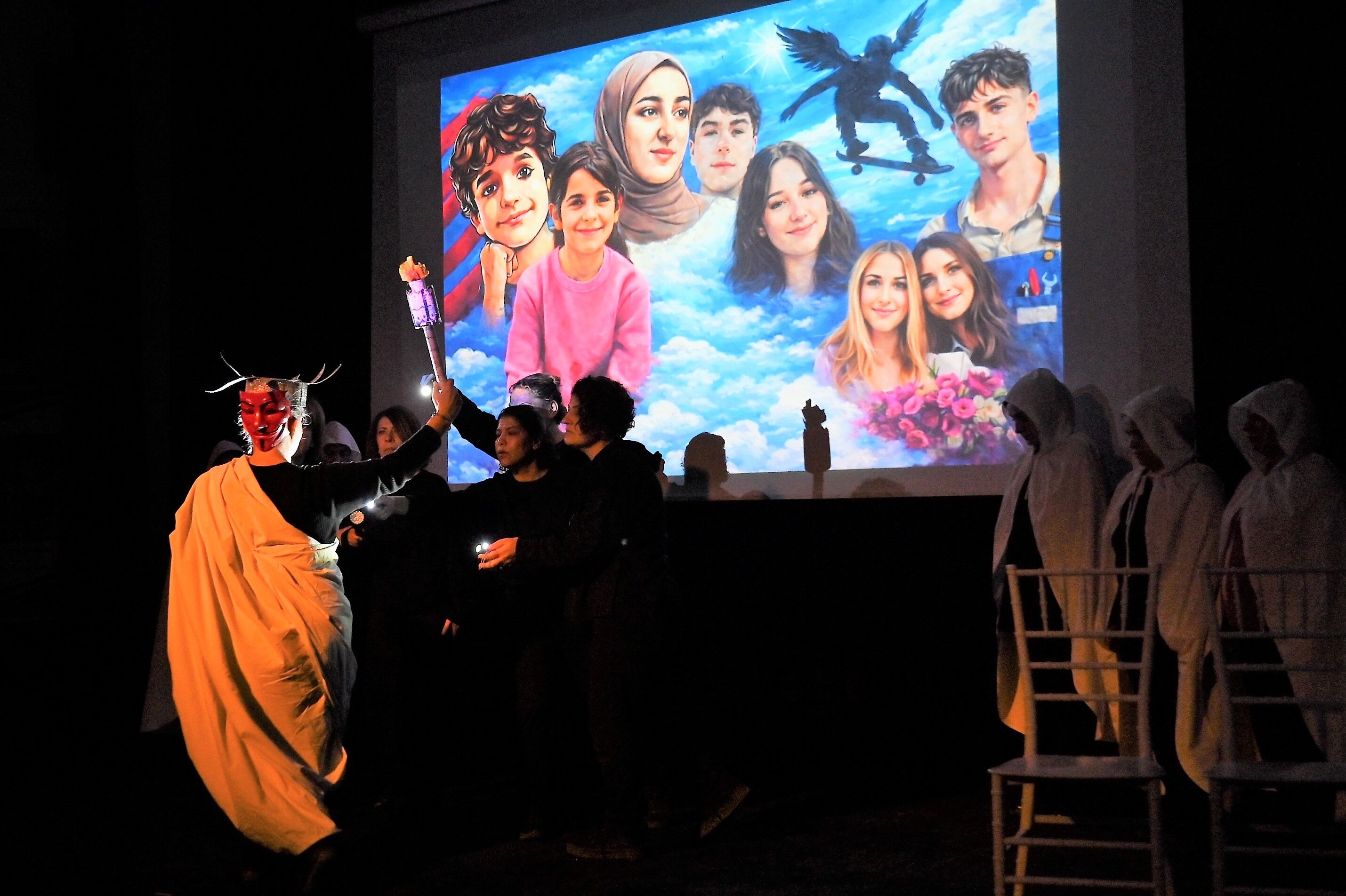 Bornova Belediyesi, 8 Mart Dünya Emekçi Kadınlar Günü Kapsamında Düzenlediği Etkinliklerle Kadınların Yaşam Hikâyelerini Sanat Ve Kültür Aracılığıyla Görünür Kıldı. (3)