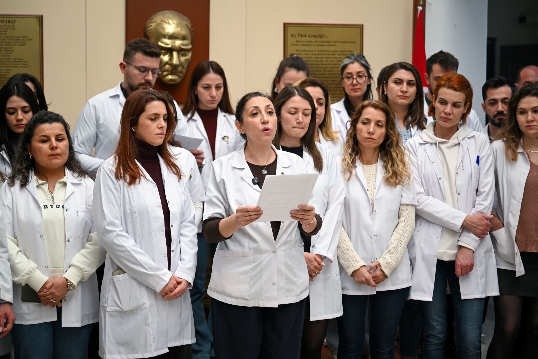 Bornova Belediyesi Gençlik Eğitim Merkezi (Belgem) Öğretmenleri, İstanbul’un Çekmeköy Ilçesinde Bulunan Borsa İstanbul Mesleki Ve Teknik Anadolu Lisesi’nde Görev Yapan Öğretmen Fatma Nur Çelik’in Öğrencisi Tarafından Bıça (3)