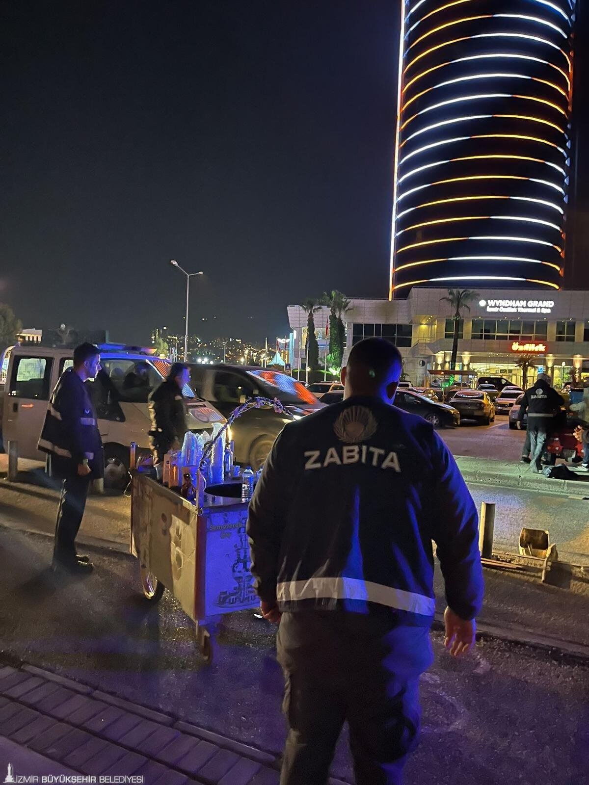 Büyükşehir Zabıtası Sahada