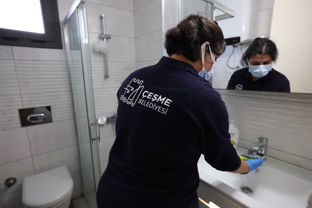 Çeşme Belediyesinden Bayram Öncesi Anlamlı Destek (4)