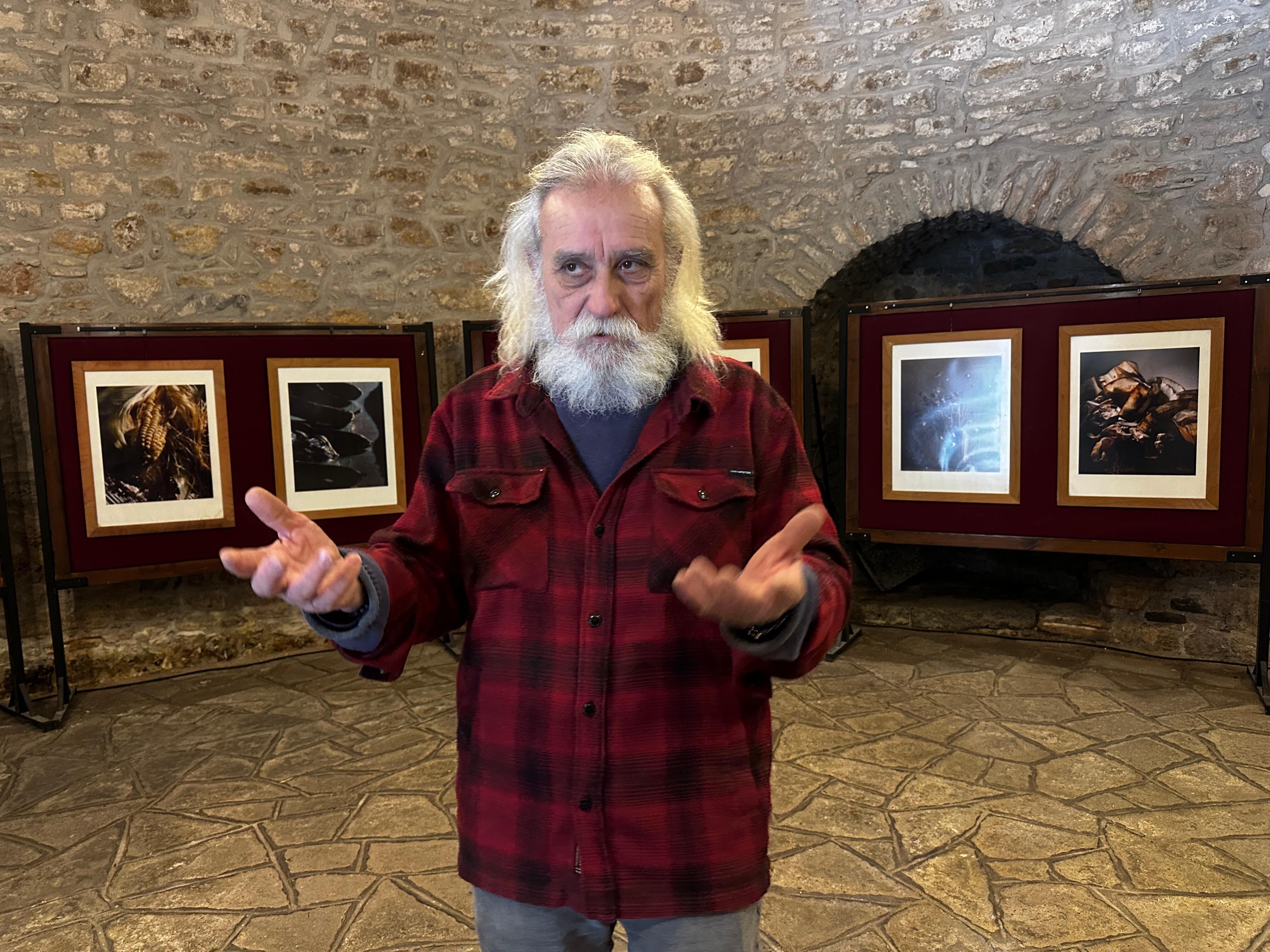 Çeşme Kalesi'nde Emel Nilgün Süldür'ün 'Still Life' Sergisi Açıldı (1)