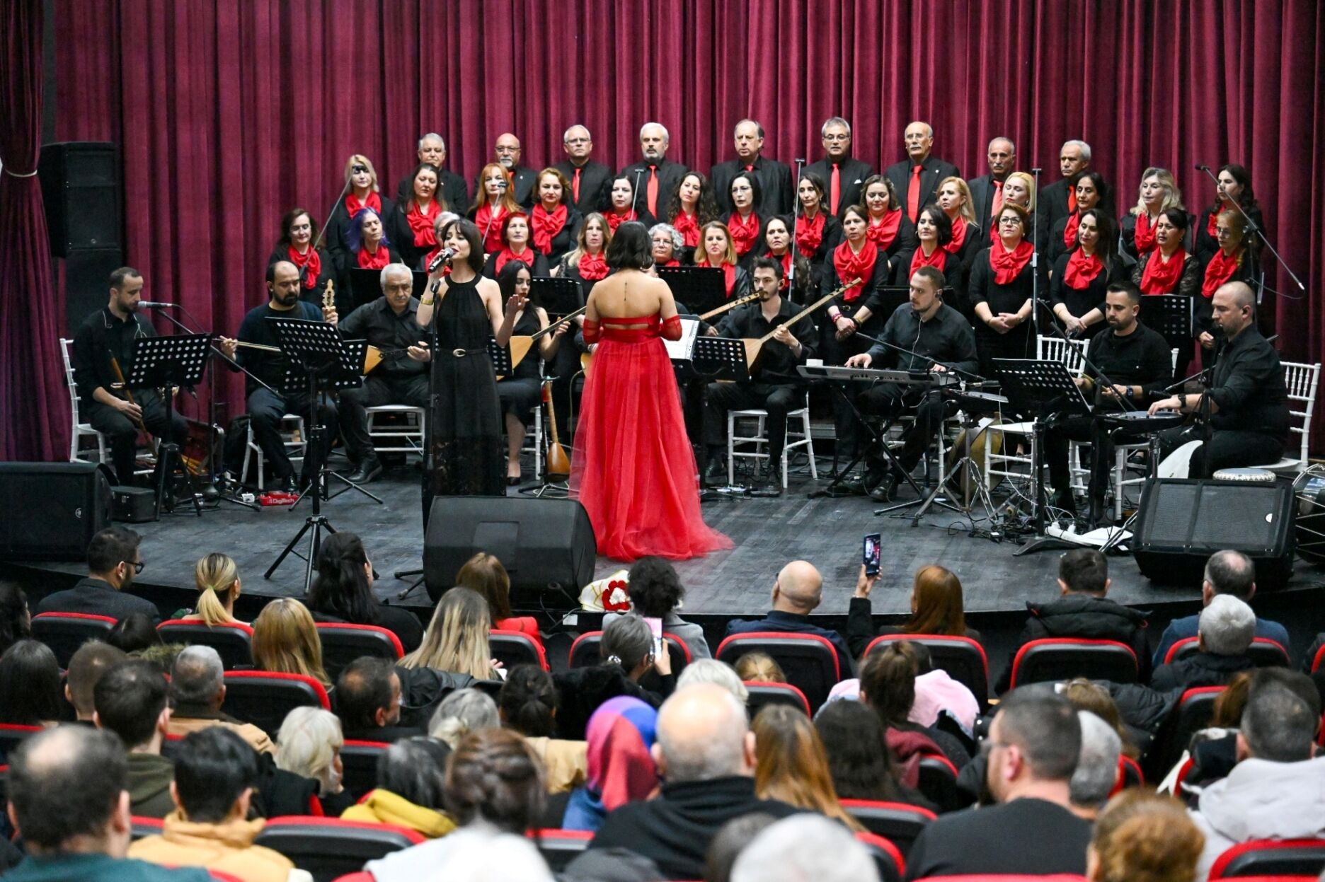 Dayanışmanın Türküsü Bornova’da Yankılandı (2)